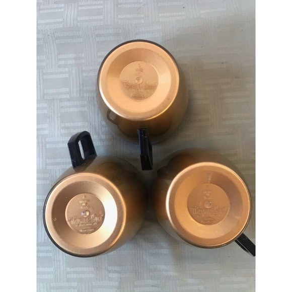 Mid Century Modern West Bend Thermo Serv Cup/ Mug & Carafe Set (gold/black) - Picture 7 of 10